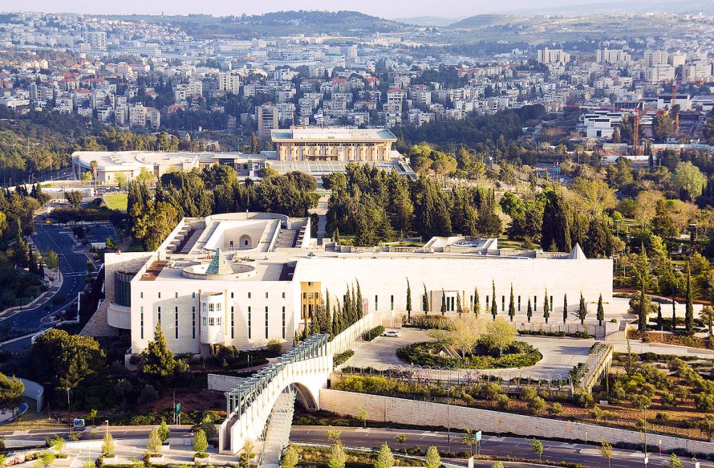 מה שחסר כאן זה קצת ניהול